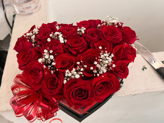 Bouquet corazón 24 rosas - Distri Regalos