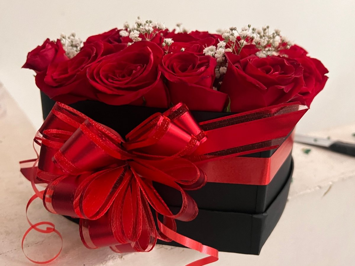 Bouquet corazón 24 rosas - Distri Regalos