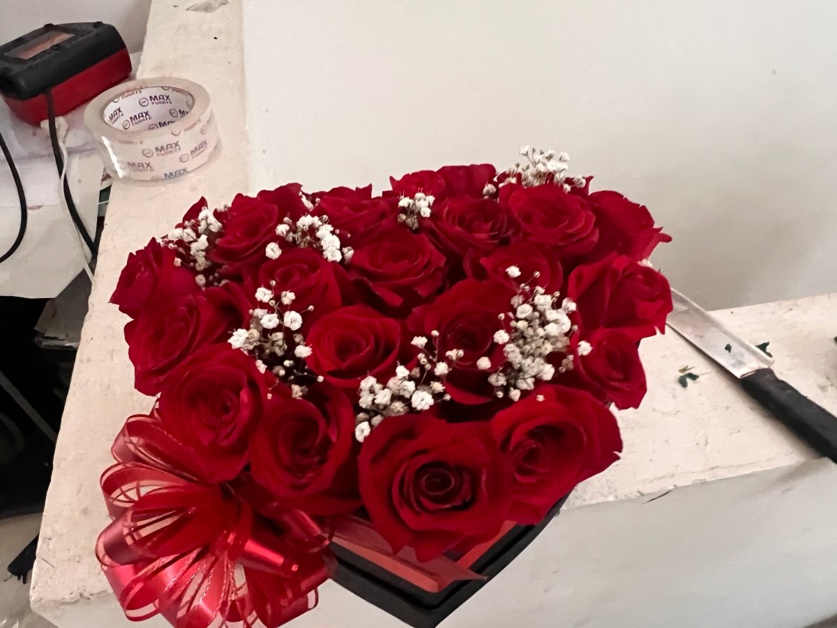 Bouquet corazón 24 rosas - Distri Regalos